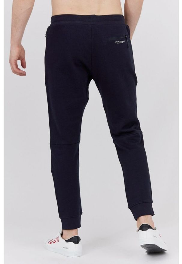 Armani Exchange - ARMANI EXCHANGE Granatowe męskie spodnie dresowe, Rozmiar XXL. Kolor: niebieski. Materiał: bawełna, dresówka