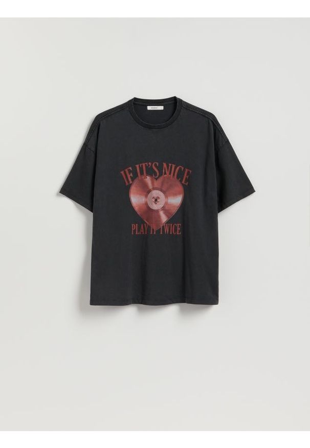 Reserved - T-shirt z nadrukiem - jasnoszary. Kolor: szary. Materiał: bawełna, dzianina. Wzór: nadruk