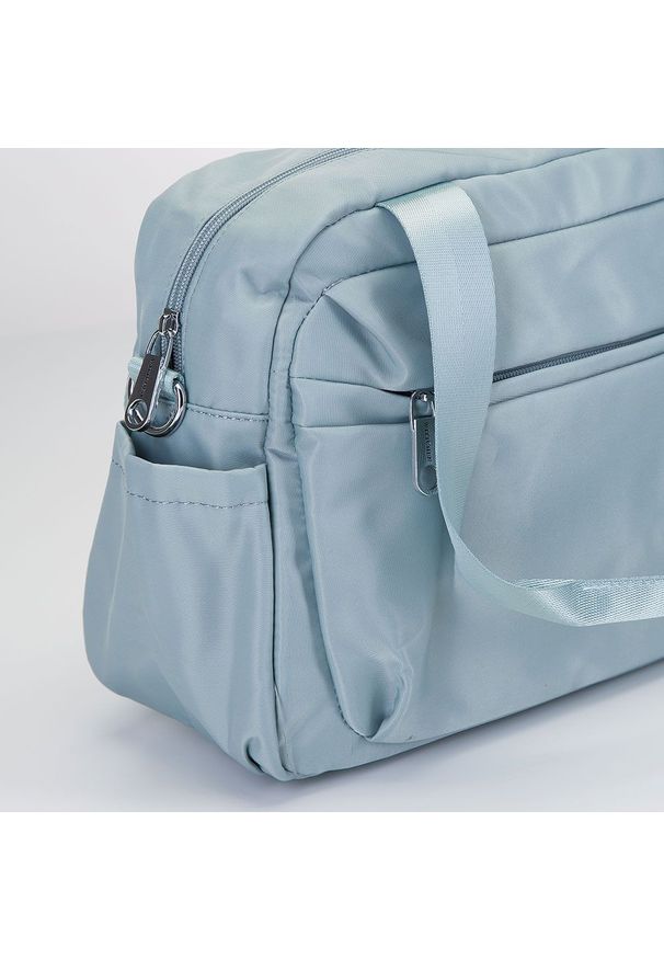 Wittchen - Torba podróżna z nylonu mała. Kolor: niebieski. Materiał: nylon