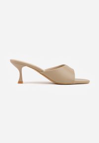 Born2be - Ciemnobeżowe Klapki na Niskiej Szpilce z Odkrytym Noskiem Cametea. Okazja: na co dzień. Nosek buta: otwarty. Kolor: beżowy. Materiał: len. Obcas: na obcasie. Styl: casual, elegancki. Wysokość obcasa: niski #8