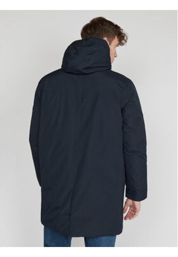 Matinique Płaszcz zimowy 30206834 Granatowy Regular Fit. Kolor: niebieski. Materiał: syntetyk. Sezon: zima