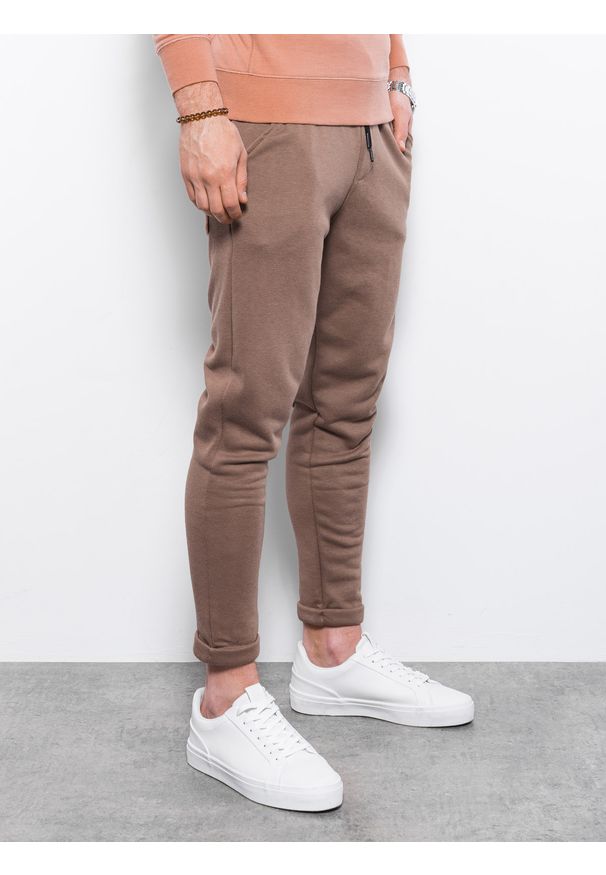 Brązowe spodnie Ombre Clothing
