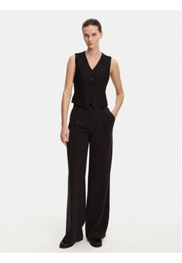 Weekend Max Mara Kamizelka Pace 2515151012 Czarny Slim Fit. Kolor: czarny. Materiał: len