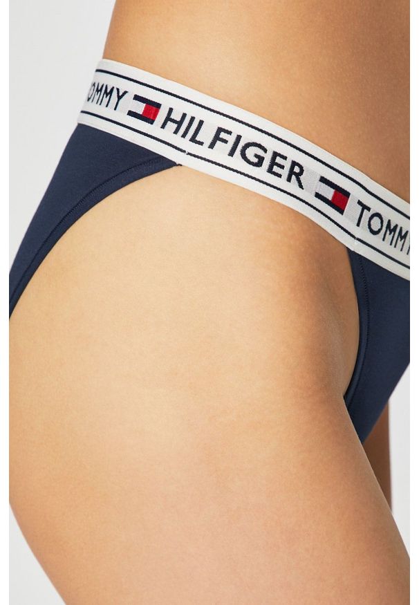 TOMMY HILFIGER - Tommy Hilfiger - Figi. Kolor: niebieski