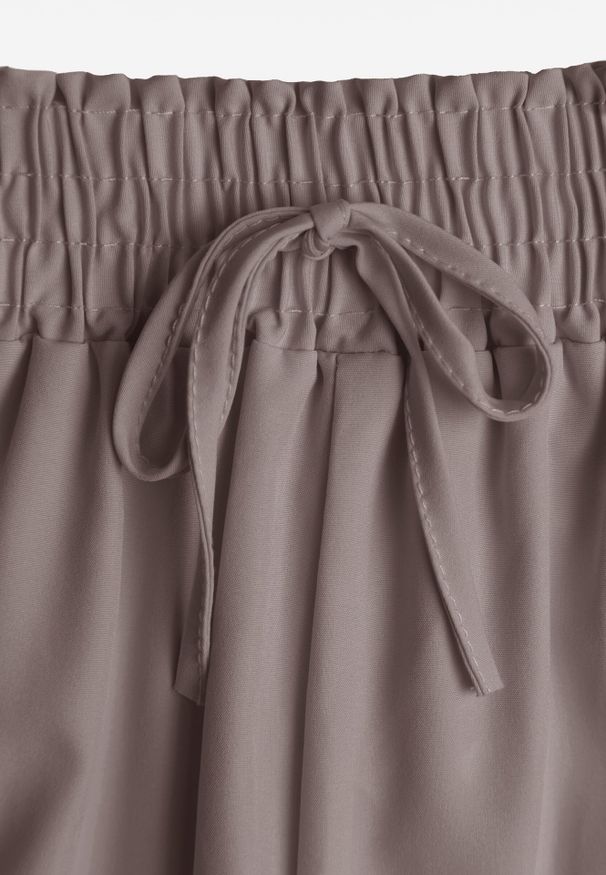 Renee - Szare Spodnie High Waist z Szerokimi Nogawkami z Wiskozą Wykończone Gumką w Talii Crisantas. Okazja: na co dzień, na spotkanie biznesowe, na spacer. Stan: podwyższony. Kolor: szary. Materiał: wiskoza. Styl: casual, biznesowy, elegancki