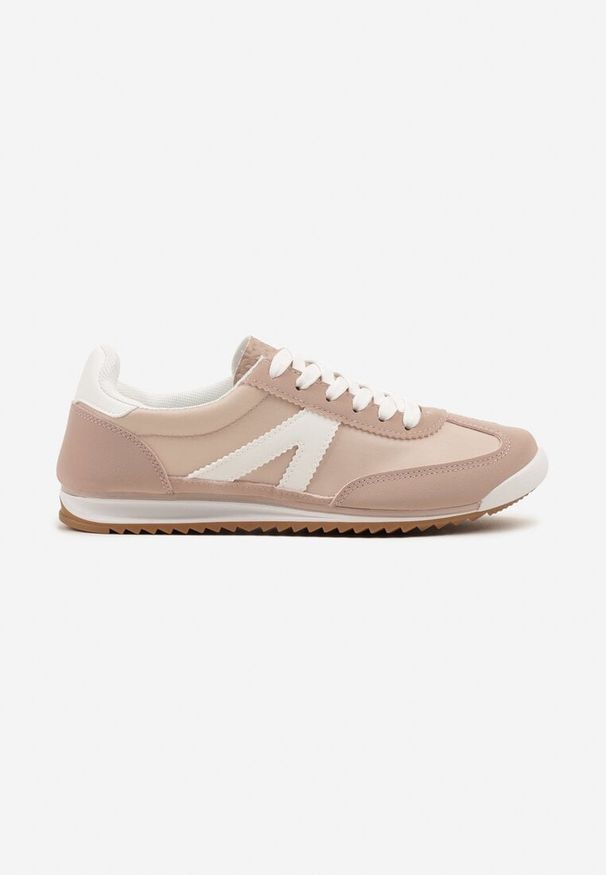 Born2be - Jasnoróżowe Sneakersy w Stylu Kultowych Tenisówek z Ozdobnymi Przeszyciami Valtewi. Okazja: na co dzień. Kolor: różowy. Materiał: jeans. Wzór: aplikacja. Obcas: na płaskiej podeszwie
