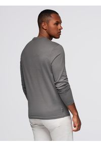 Ombre Clothing - Longsleeve męski z nadrukiem w stylu collegowym - szary V1. Kolor: szary. Materiał: bawełna. Długość rękawa: długi rękaw. Długość: długie. Wzór: nadruk #4