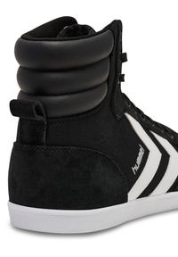 Trenerzy Hummel Slimmer stadil. Kolor: biały, wielokolorowy, czarny. Sezon: zima, jesień