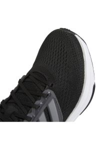 Adidas - Buty adidas Ultrabounce Jr HQ1302 czarne. Zapięcie: sznurówki. Kolor: czarny. Materiał: guma, materiał. Szerokość cholewki: normalna. Sport: fitness #3
