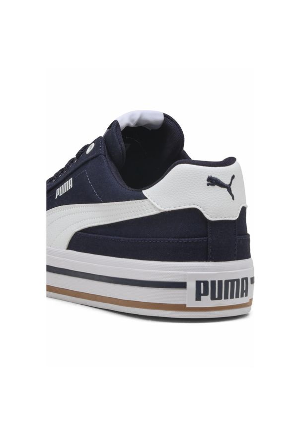 Puma - Sneakersy unisex Court Classic Vulcanised Formstrip PUMA New Navy White Blue. Kolor: biały