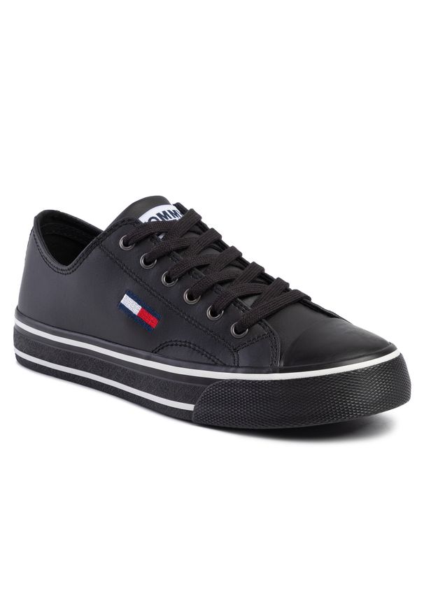 Trampki Tommy Jeans Leather City Sneaker EN0EN00746 Black BDS. Kolor: czarny. Materiał: skóra