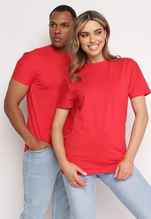Born2be - Czerwona Koszulka Bawełniana o Klasycznym Kroju Xloette. Okazja: na spacer, na co dzień. Kolor: czerwony. Materiał: bawełna. Styl: klasyczny