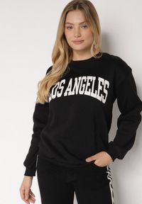 Born2be - Czarna Bluza z Bawełną i Napisem Fezorla. Okazja: na co dzień. Kolor: czarny. Materiał: bawełna. Wzór: napisy. Styl: klasyczny, casual, elegancki #5