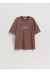 Reserved - T-shirt comfort z nadrukiem - jasnofioletowy. Kolor: fioletowy. Materiał: dzianina, bawełna. Wzór: nadruk