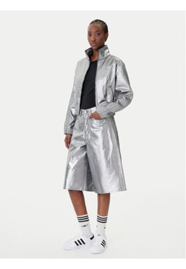 Adidas - adidas Kurtka jeansowa Firebird KD2910 Srebrny Regular Fit. Kolor: srebrny. Materiał: bawełna