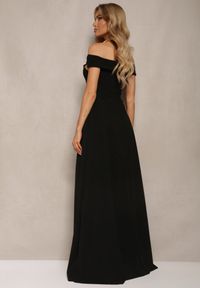 Renee - Czarna Elegancka Długa Sukienka Hiszpanka Wykończona Rozcięciem na Dole Idelia. Typ kołnierza: dekolt hiszpanka. Kolor: czarny. Materiał: tkanina. Sezon: lato. Styl: elegancki. Długość: maxi