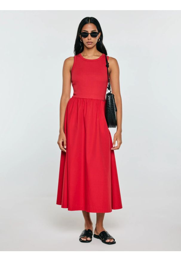 Big-Star - Sukienka damska midi bawełniana czerwona Kamasi 603. Okazja: na co dzień. Kolor: czerwony. Materiał: bawełna. Długość rękawa: na ramiączkach. Styl: casual. Długość: midi