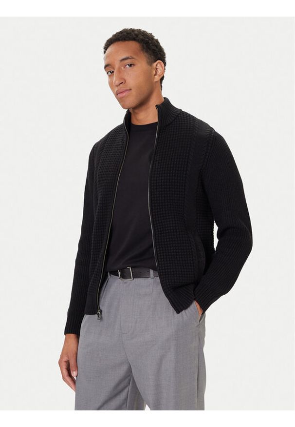 Guess Kardigan M5BR40 Z2ZK2 Czarny Regular Fit. Kolor: czarny. Materiał: syntetyk