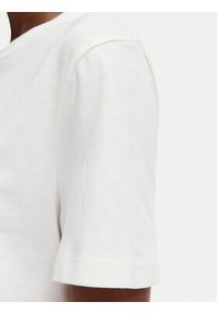 Guess T-Shirt V6GI17 K2984 Kremowy Regular Fit. Kolor: kremowy. Materiał: bawełna #4