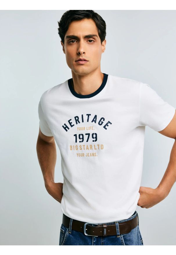 Big-Star - Koszulka męska z nadrukiem biała Jaros 100. Okazja: na co dzień. Kolor: biały. Materiał: jeans, dzianina. Wzór: nadruk. Styl: vintage, klasyczny, sportowy, casual