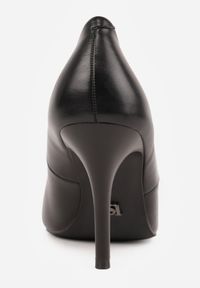 Born2be - Czarne Szpilki Vices ze Skórzaną Wkładką Amixie. Okazja: na spotkanie biznesowe, na ślub cywilny, do pracy, na wesele. Nosek buta: szpiczasty. Kolor: czarny. Materiał: skóra. Obcas: na szpilce. Styl: biznesowy, elegancki, klasyczny. Wysokość obcasa: średni #6