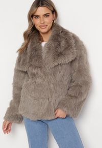 Born2be - Ciemnoszara Kurtka Futro z Wsuwanymi Kieszeniami Liriena. Okazja: na spacer, na co dzień. Kolor: szary. Materiał: futro. Styl: klasyczny, casual, elegancki #7