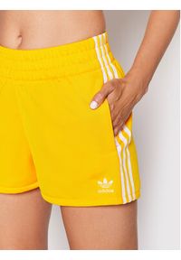 Adidas - adidas Szorty sportowe 3 Str HL6761 Żółty Regular Fit. Kolor: żółty. Materiał: syntetyk #3