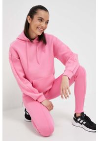 Guess bluza damska kolor różowy z kapturem z nadrukiem. Typ kołnierza: kaptur. Kolor: różowy. Materiał: materiał, dzianina, wiskoza. Wzór: nadruk, aplikacja #5