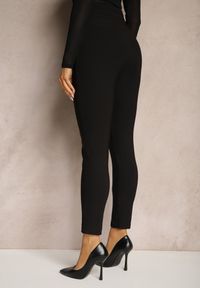 Renee - Czarne Legginsy Bawełniane High Waist Ozdobione Guzikami Liorvia. Stan: podwyższony. Kolor: czarny. Materiał: bawełna. Wzór: aplikacja #5