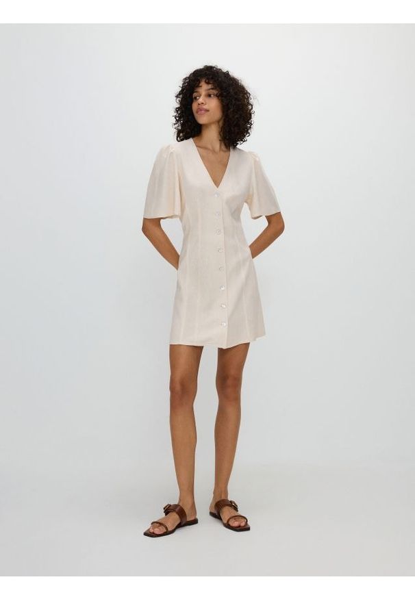 Reserved - Sukienka mini z wiskozą - beżowy. Kolor: beżowy. Materiał: wiskoza. Długość: mini