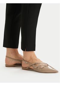 Steve Madden Baleriny Cianna SM11003709 Brązowy. Kolor: brązowy. Materiał: skóra #1