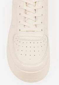 Renee - Beżowe Sznurowane Sneakersy na Platformie z Bieżnikiem Arvilla. Kolor: beżowy. Materiał: skóra, materiał. Obcas: na platformie #6