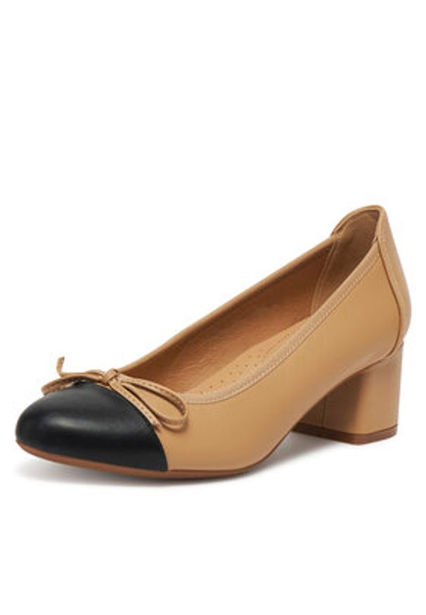 Lasocki Czółenka WYL4060-3Z Beżowy. Kolor: beżowy. Materiał: skóra