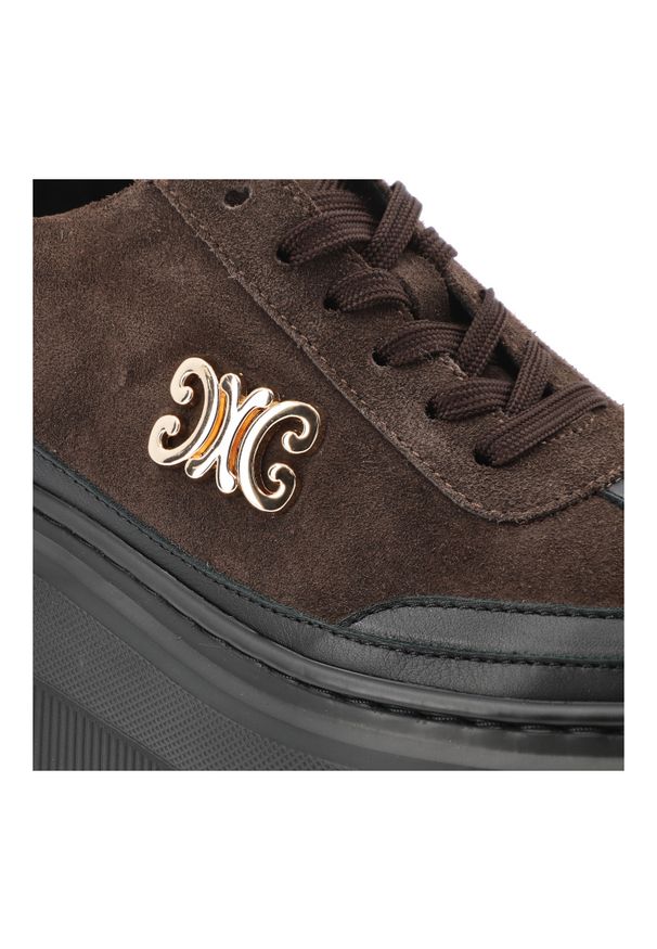 Brązowe Sneakersy Armodo Stylowe Obuwie Damskie Na Platformie. Okazja: na co dzień. Kolor: brązowy. Materiał: zamsz. Szerokość cholewki: normalna. Obcas: na platformie. Styl: elegancki