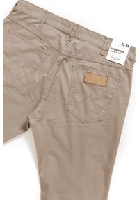 Wrangler - WRANGLER SPODNIE MĘSKIE GREENSBORO CORNSTALK W15QKM335 $. Materiał: materiał #4