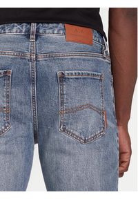 Armani Exchange Jeansy XM000049 AF17047 MB001 Niebieski Regular Fit. Kolor: niebieski