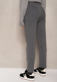 Renee - Ciemnoszare Spodnie z Bawełną High Waist Ozdobione Sznurkiem Venaline. Okazja: na co dzień. Stan: podwyższony. Kolor: szary. Materiał: bawełna. Wzór: aplikacja. Styl: klasyczny, casual #4
