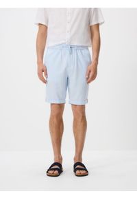 Reserved - Szorty regular z dodatkiem lnu - jasnoniebieski. Kolor: niebieski. Materiał: len #1