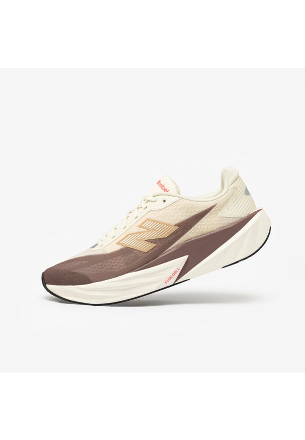 Buty do biegania damskie New Balance Fuelcell Rebel V5. Kolor: biały. Materiał: włókno, materiał, kauczuk. Szerokość cholewki: normalna