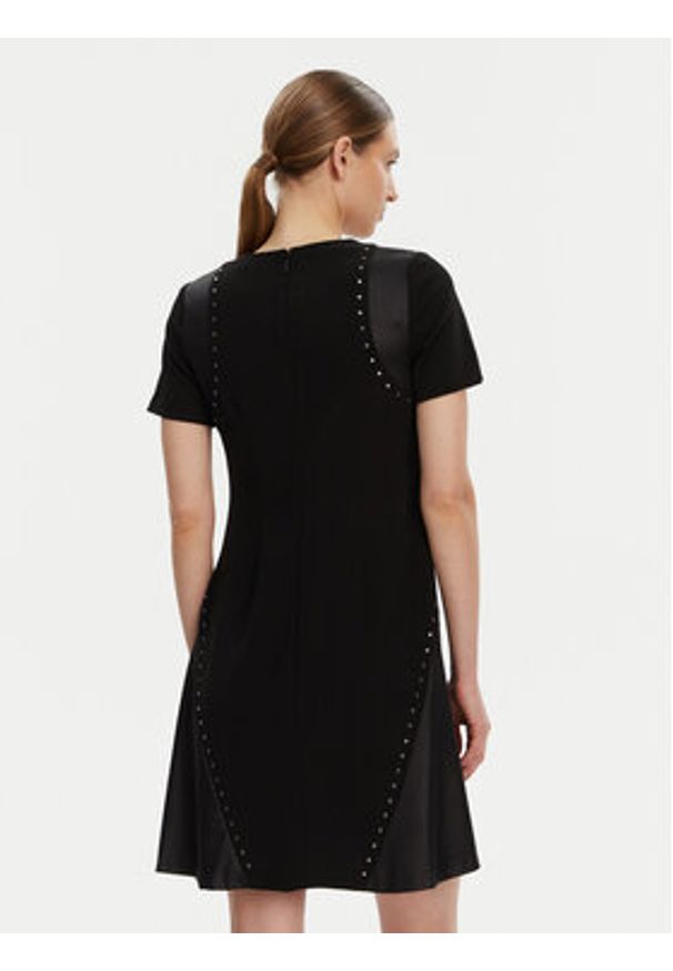 DKNY Sukienka codzienna DD3J1489 Czarny Slim Fit. Okazja: na co dzień. Kolor: czarny. Materiał: syntetyk. Typ sukienki: proste. Styl: casual
