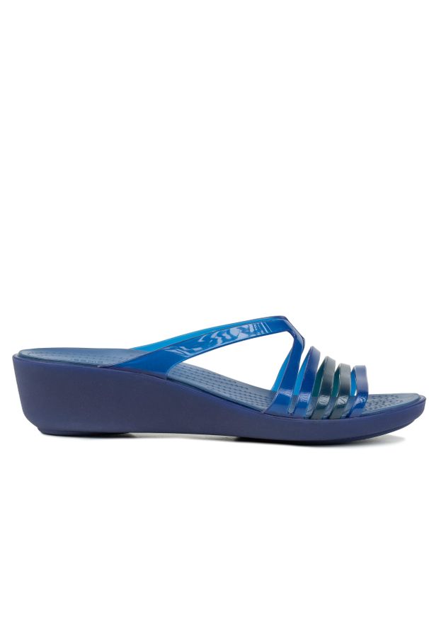 Klapki damskie do chodzenia Crocs ISABELLA MINI. Kolor: niebieski. Styl: sportowy