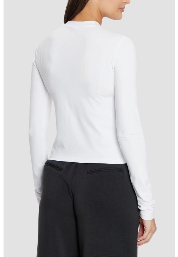 Guess - GUESS Biały damski longsleeve Colette Tee. Kolor: biały. Długość rękawa: długi rękaw