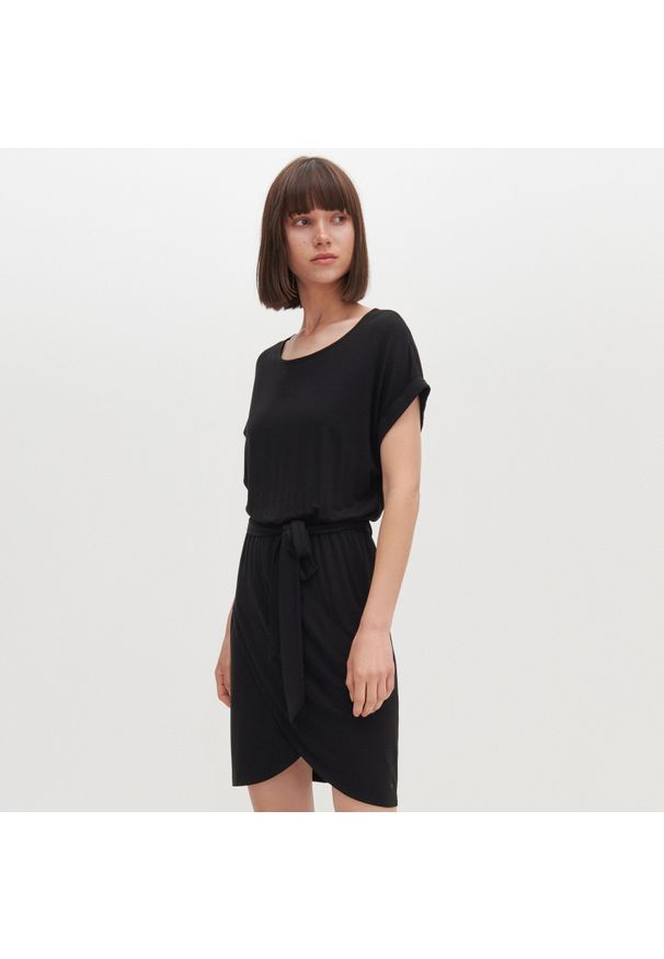 Reserved - Dzianinowa sukienka z wiskozy - Czarny. Kolor: czarny. Materiał: dzianina, wiskoza