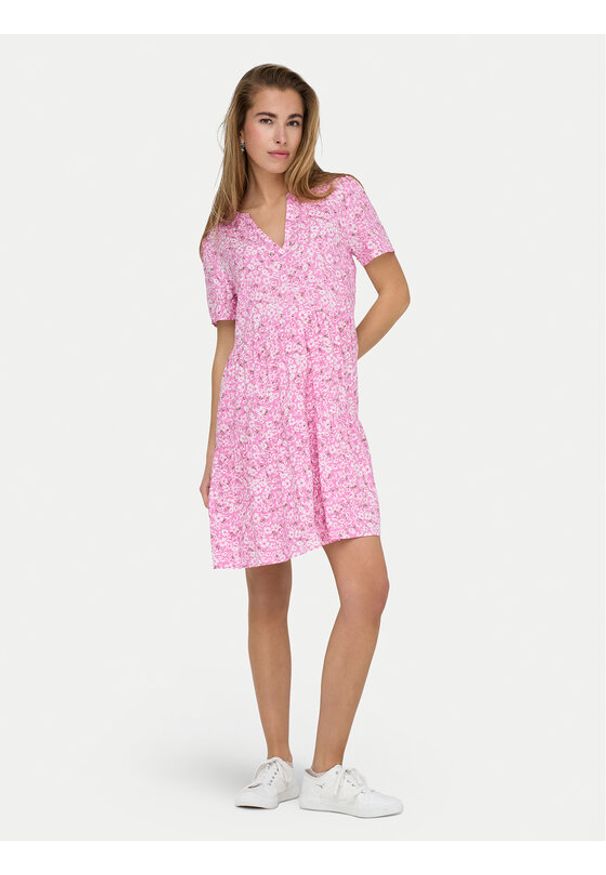 only - ONLY Sukienka letnia Zally 15262674 Różowy Regular Fit. Kolor: różowy. Materiał: wiskoza. Sezon: lato