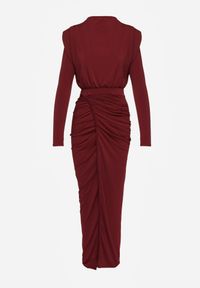 Renee - Bordowa Dopasowana Sukienka Koktajlowa Ozdobiona Marszczeniem Besni. Okazja: na studniówkę. Kolor: czerwony. Wzór: aplikacja. Styl: wizytowy #4