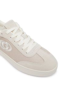 Guess Sneakersy 183329 Biały. Kolor: beżowy. Materiał: materiał #5