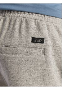 Blend Spodnie dresowe 20714227 Szary Regular Fit. Kolor: szary. Materiał: bawełna, dresówka