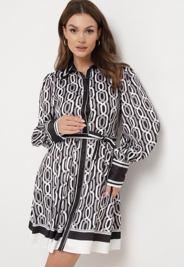 Born2be - Czarno-Biała Mini Koszulowa Sukienka o Rozkloszowanym Fasonie z Paskiem Amburia. Kolor: czarny. Materiał: materiał. Typ sukienki: koszulowe. Długość: mini