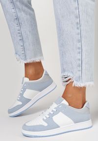 Born2be - Biało-Niebieskie Sneakersy Nikaste. Nosek buta: okrągły. Kolor: niebieski. Materiał: syntetyk, materiał, nubuk. Szerokość cholewki: normalna. Wzór: aplikacja. Sezon: wiosna, jesień #4