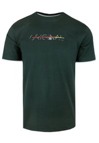 T-Shirt Męski - Ciemnozielony z Napisem (Nadrukiem) - Pako Jeans. Okazja: na co dzień. Kolor: zielony. Materiał: bawełna. Wzór: nadruk. Styl: casual #1